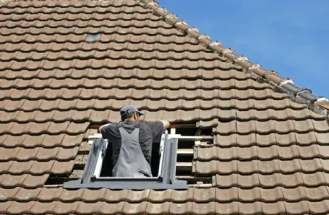 Pose de velux - Marcilhac-sur-Célé